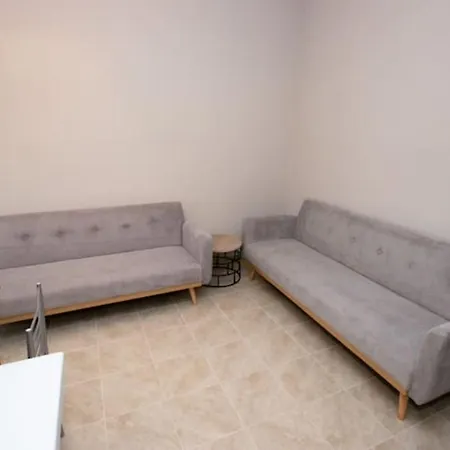 Vasileiou * Kaména Vúrla